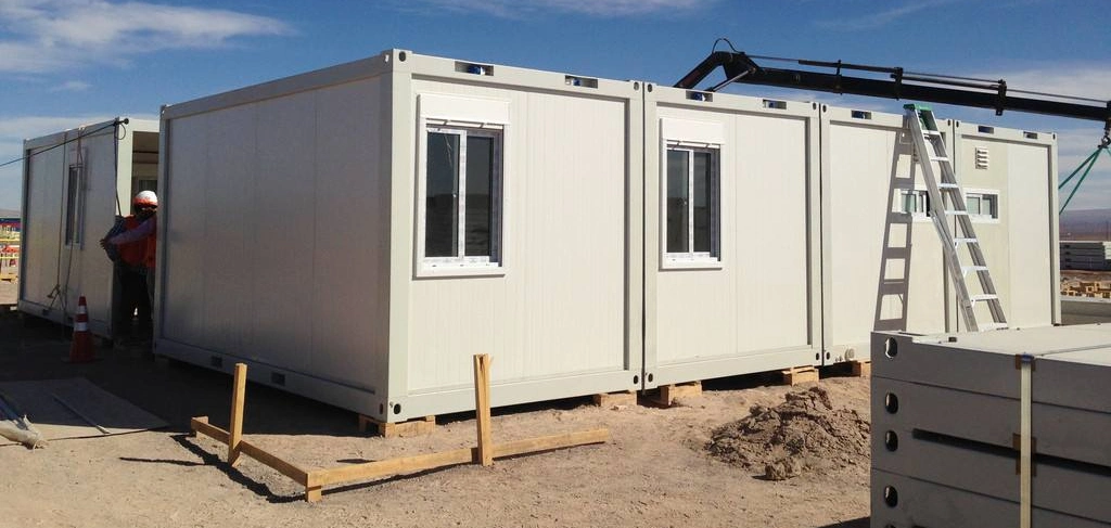 Cheap Prefab 2 Bedroom House Prefabricated Modular Movable Houses Modern Villa Fast Build Container Tiny Home/Prefab Modular Cabin for Labor Camp/Hotel/Office